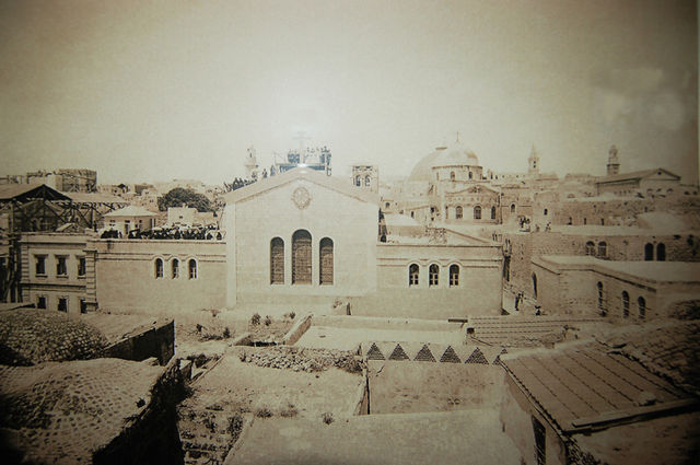 Освящение креста на крыше Александровского подворья ИППО. 10 мая 1896 года. Фото о. Тимона