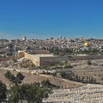 Панорама на святой град Иерусалим с вершины Елеонской горы