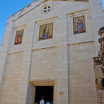 Центральный вход в храм св. Лазаря