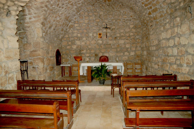 Часовня, обустроенная на руинах монастыря крестоносцев XII века