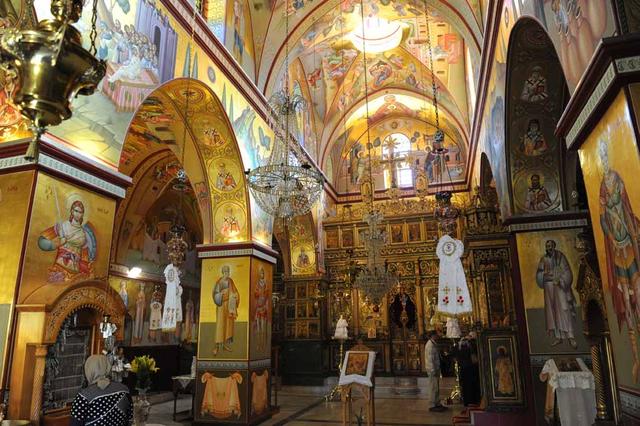 В православном храме Преображения Господня на вершине горы Фавор